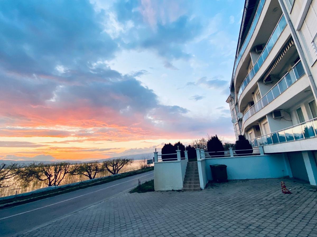 Aqua Blue Lakeview Apartment Ohrid Peštani Buitenkant foto